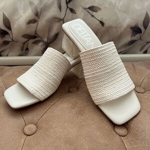 Deltan Slide Sandals White Open Toe Square Lucite Heel Dress Shoe Womens Sz 7.5M